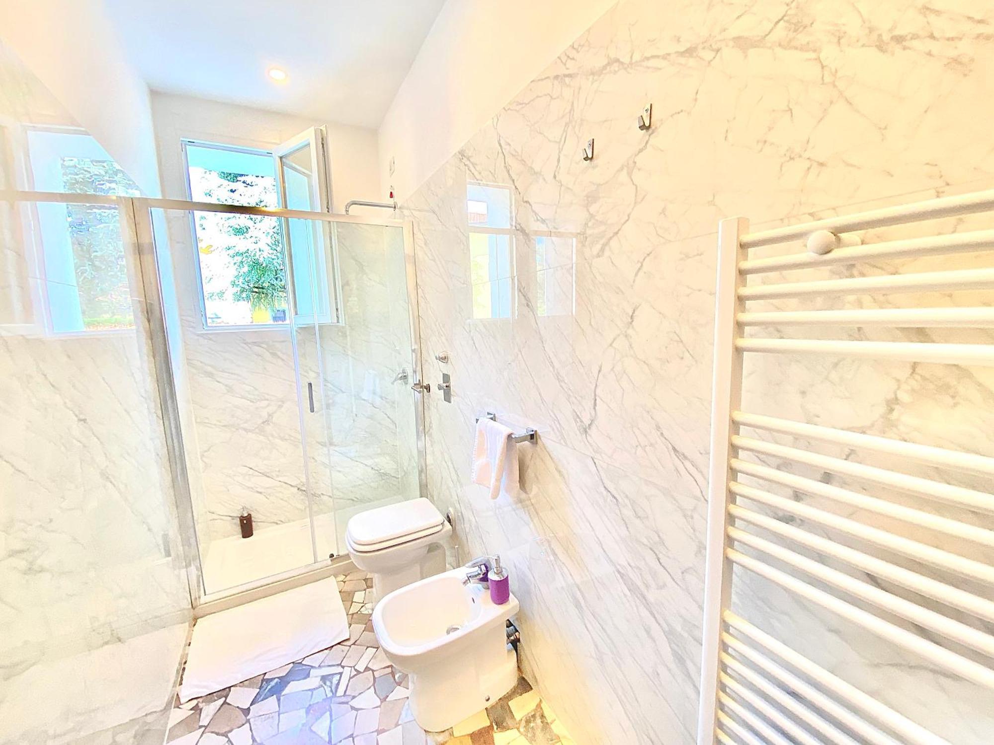 Apt Donati Home, Modernita E Comfort Con Parcheggio Gratuito Privato E Spazio Esterno Privato カッサーノ・ダッダ エクステリア 写真