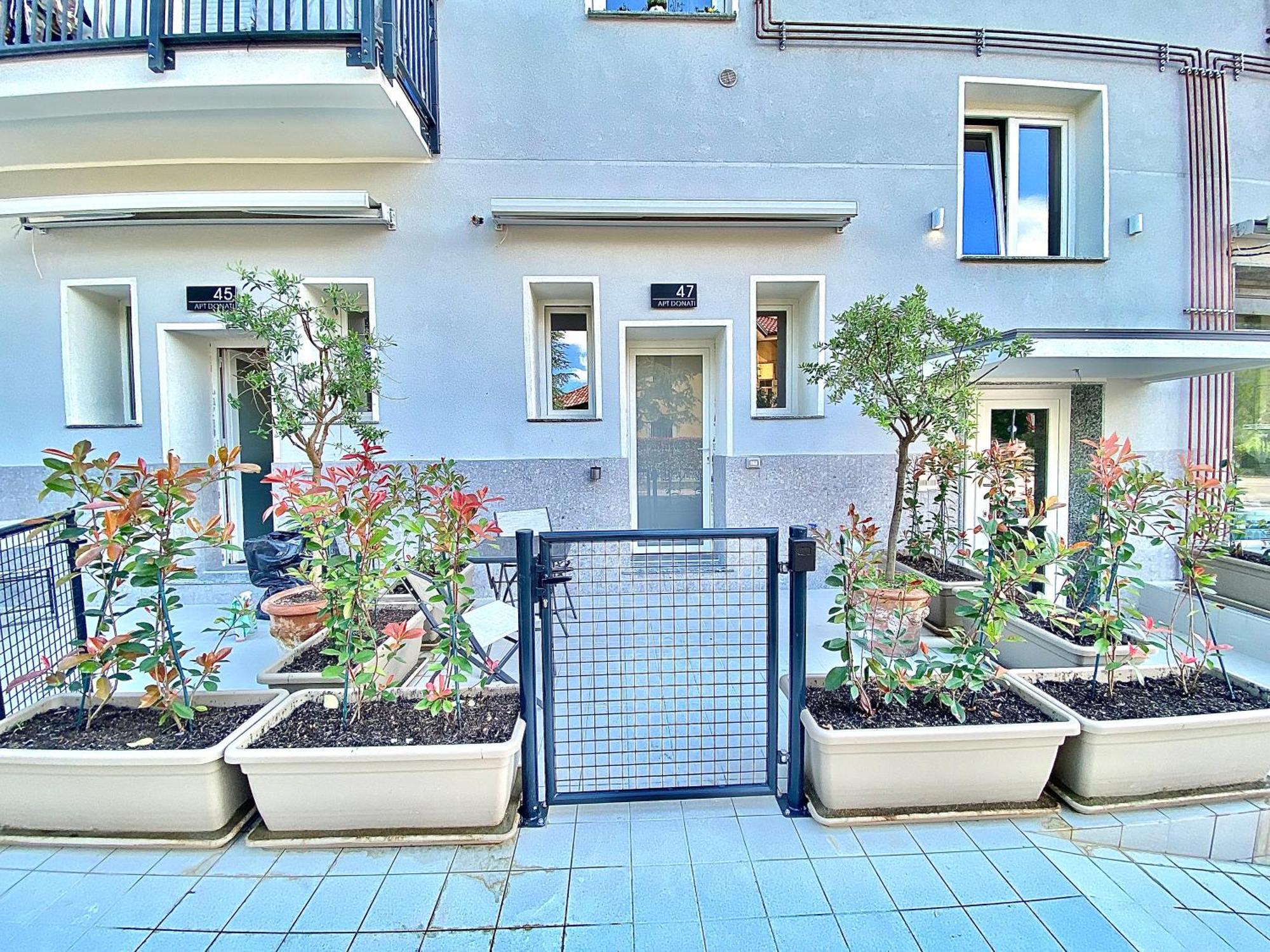 Apt Donati Home, Modernita E Comfort Con Parcheggio Gratuito Privato E Spazio Esterno Privato カッサーノ・ダッダ エクステリア 写真