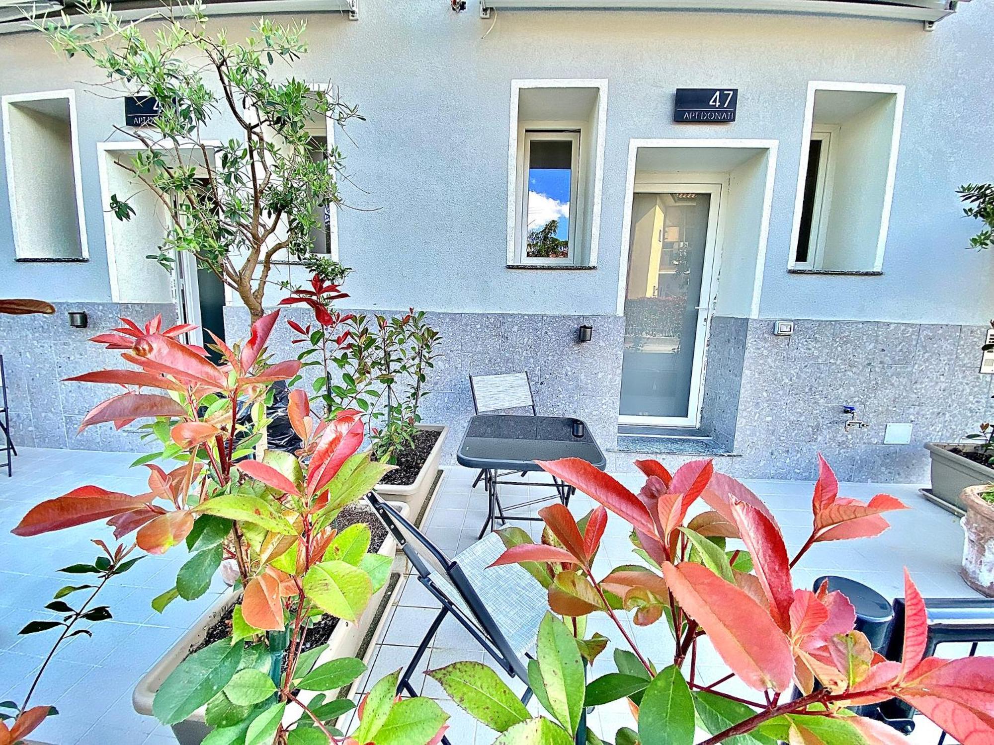 Apt Donati Home, Modernita E Comfort Con Parcheggio Gratuito Privato E Spazio Esterno Privato カッサーノ・ダッダ エクステリア 写真